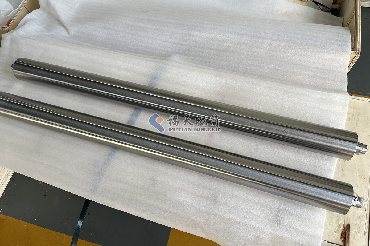 自動(dòng)化輸送設(shè)備公司出貨一批輥筒1.jpg